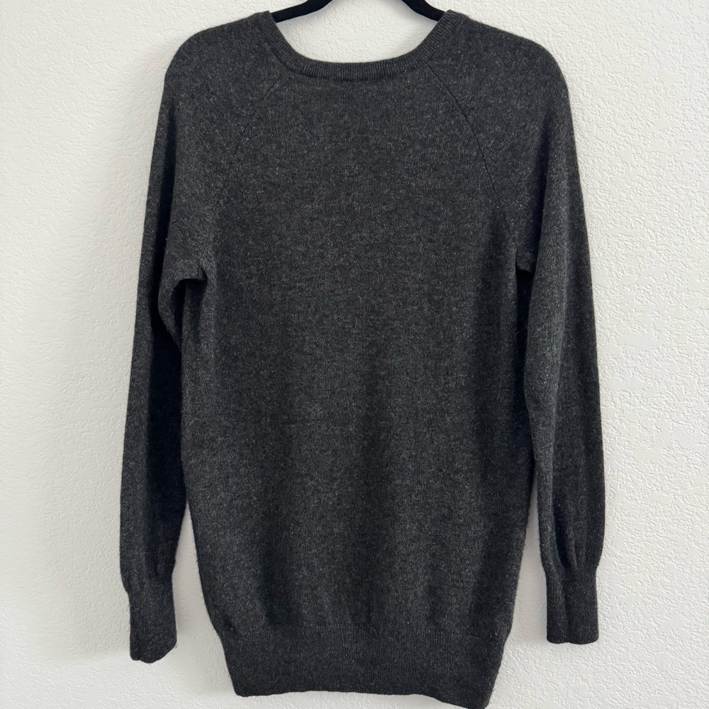 Equipment 100% Cashmere Gray Deep Crew Neck Sweater Relaxed Fit. Size S - Picture 3 of 16